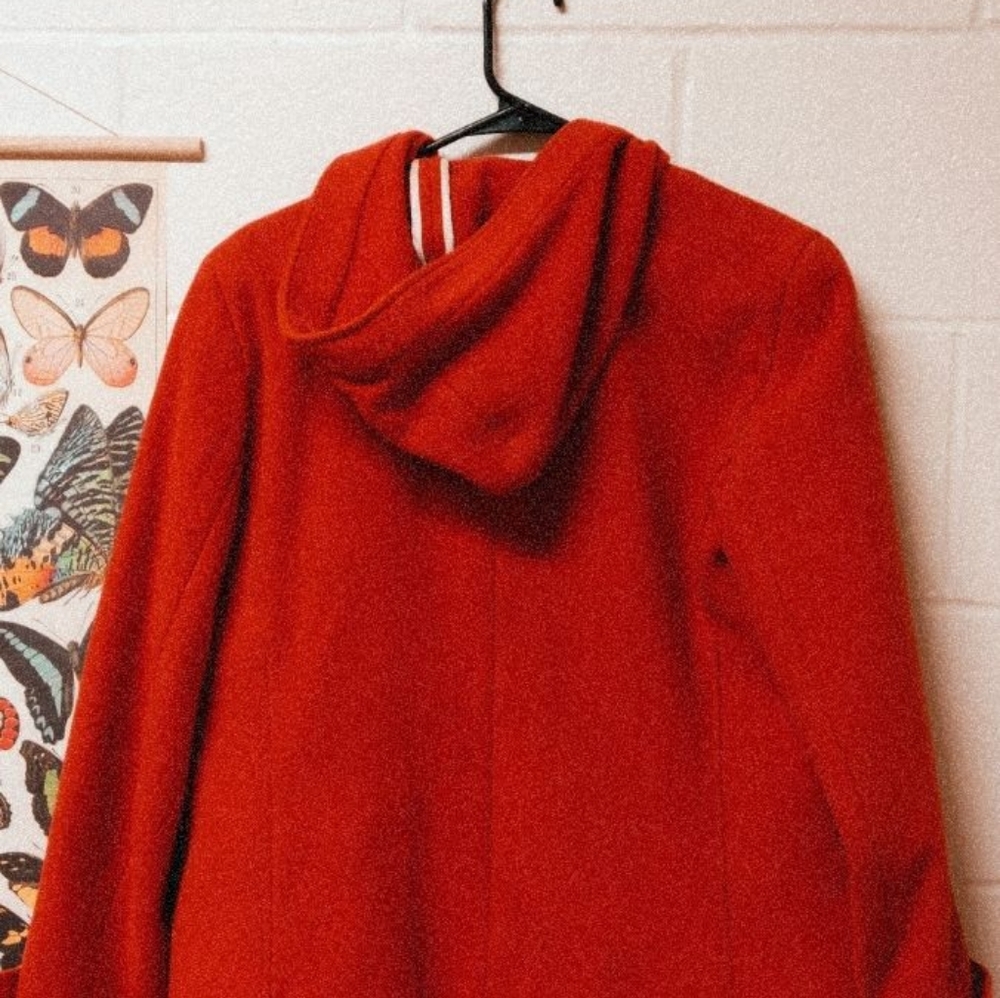 Fire engine red peacoat - Picture 3 of 3